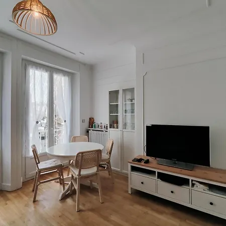 L'hermine Apartment
